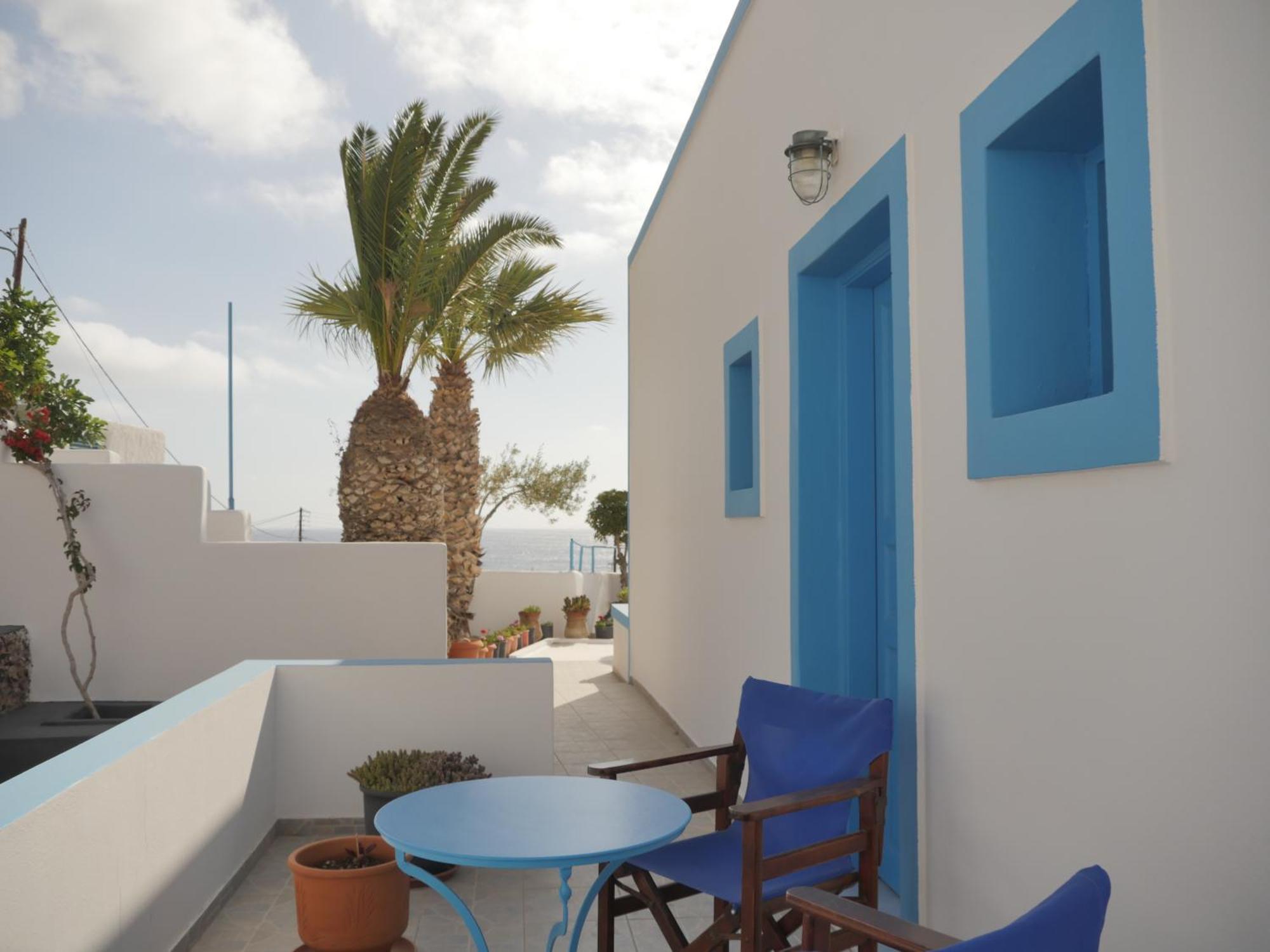 Ancient Thera Apartments Kamari  Ngoại thất bức ảnh
