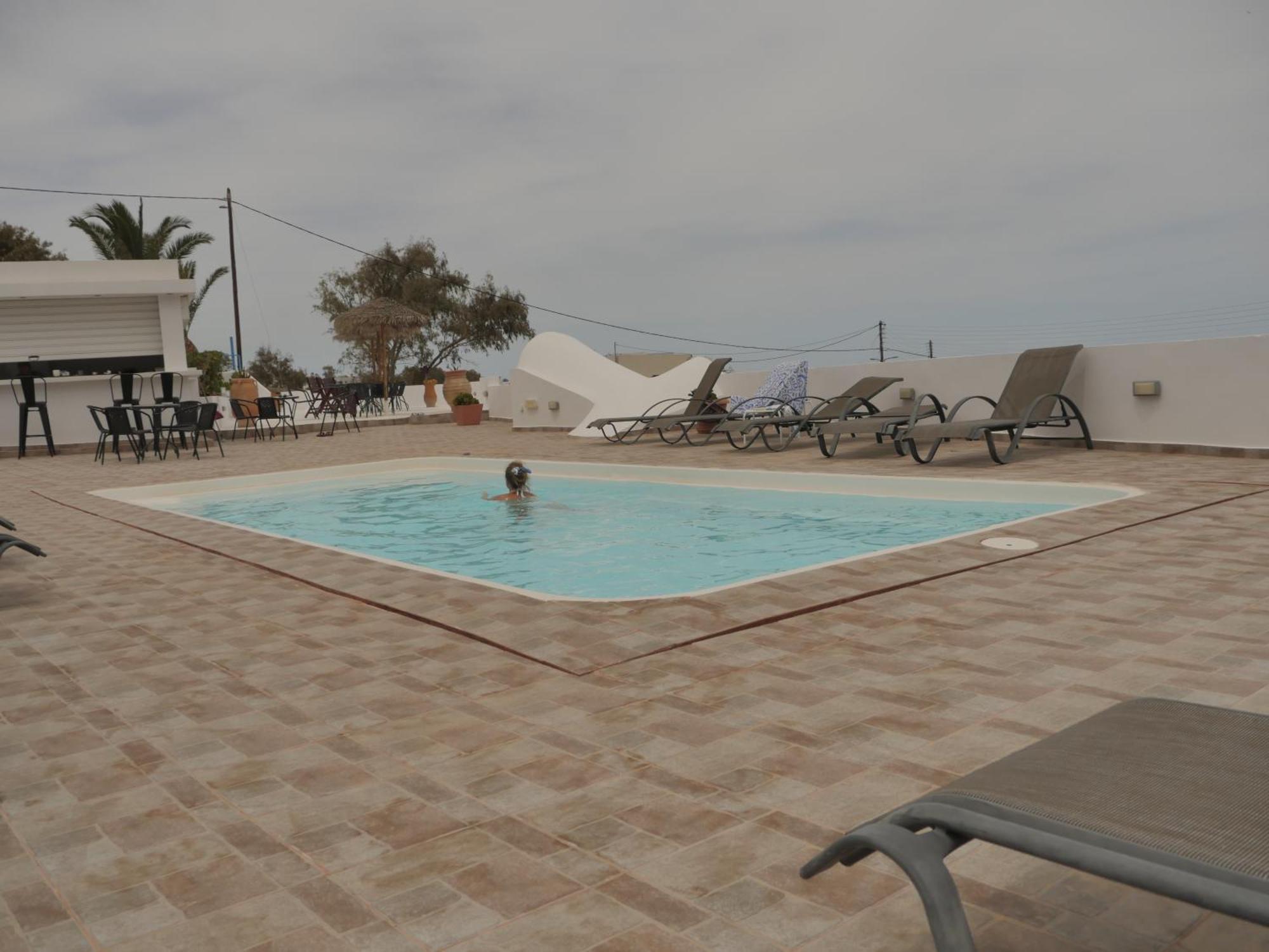 Ancient Thera Apartments Kamari  Ngoại thất bức ảnh
